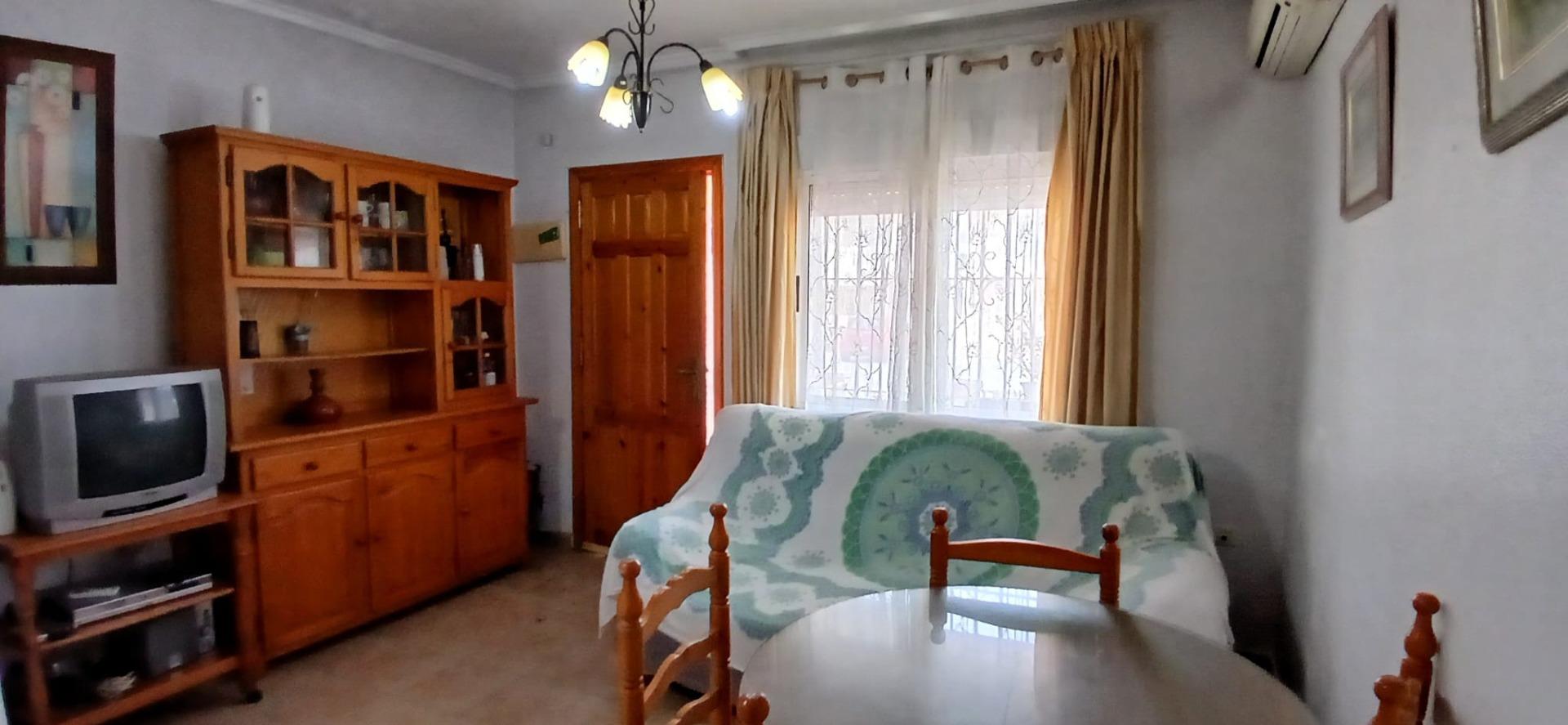 Bungalow in Guardamar del Segura with pool