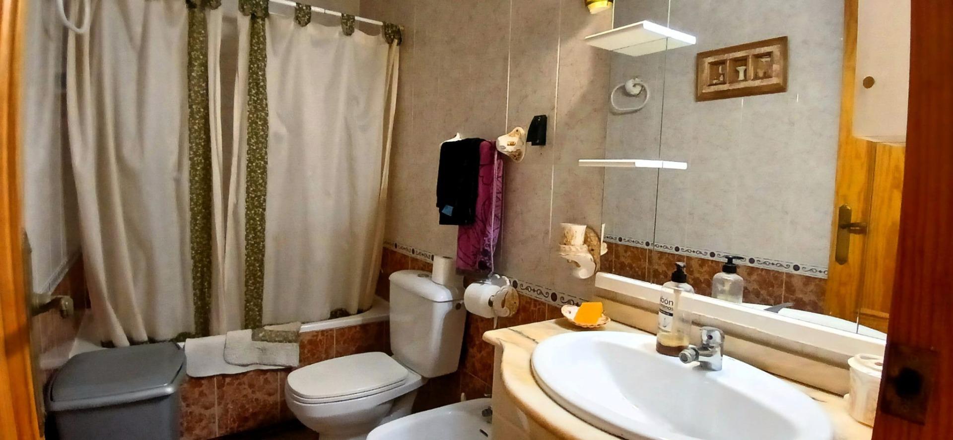 Bungalow in Guardamar del Segura with pool