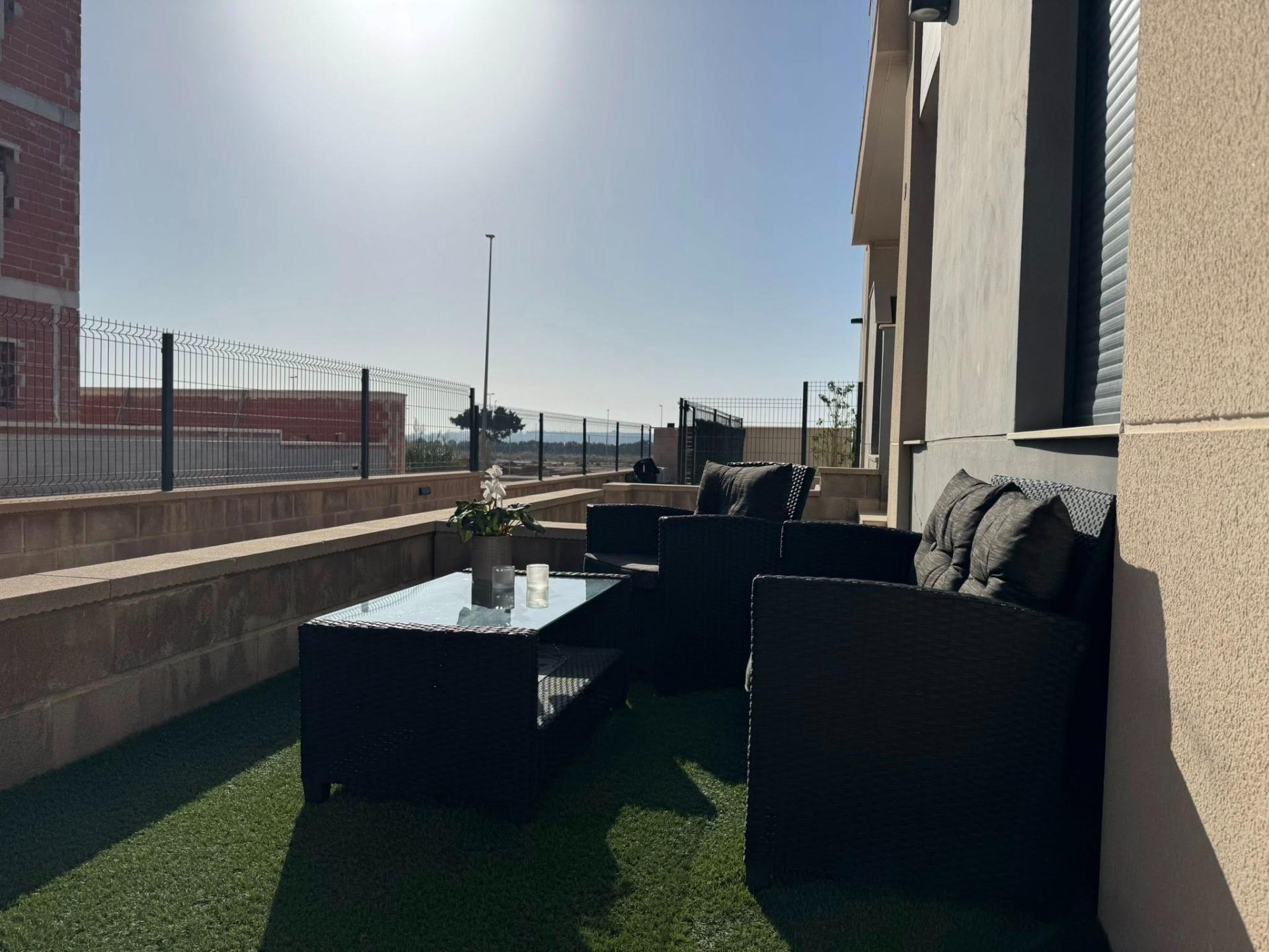 Уютное бунгало на первом этаже с частным гаражом — El Raso, Guardamar del Segura