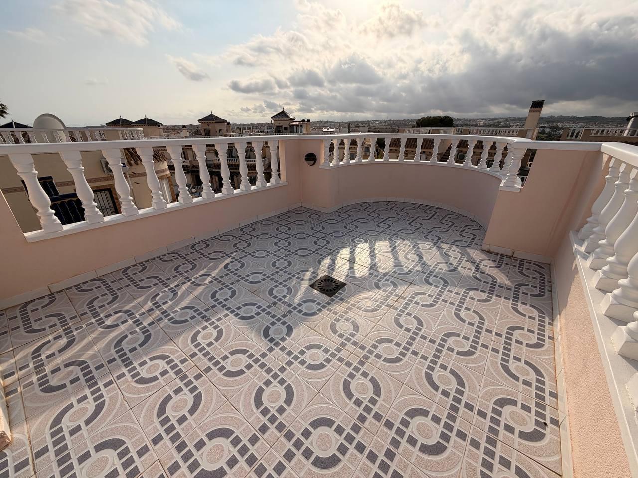 Semi-detached townhouse in La Florida, Orihuela Costa — 3 bedrooms, 130 m² plot