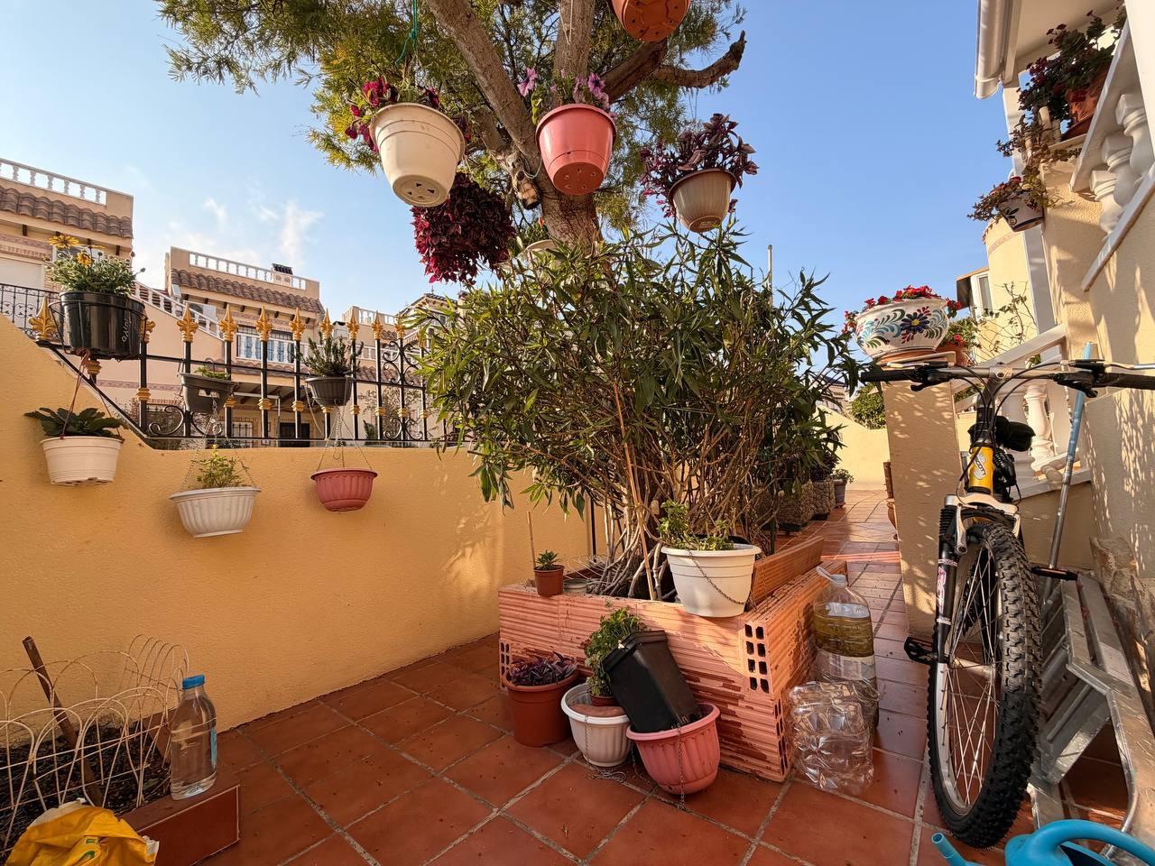 Semi-detached townhouse in La Florida, Orihuela Costa — 3 bedrooms, 130 m² plot