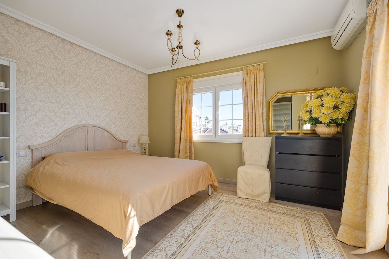 Сдаётся в аренду вилла с приватным бассейном и садом в Ciudad Quesada