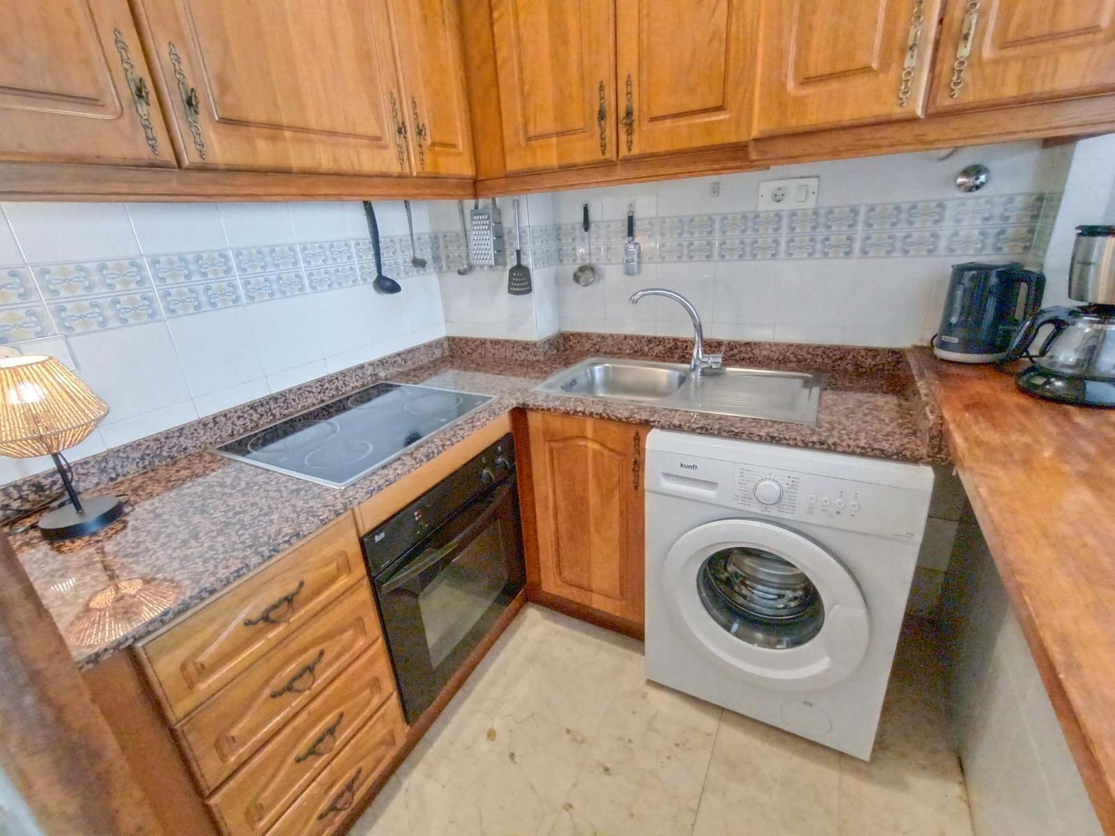 Studio apartment 100 meters from the sea in Torrevieja (Playa de Los Locos)