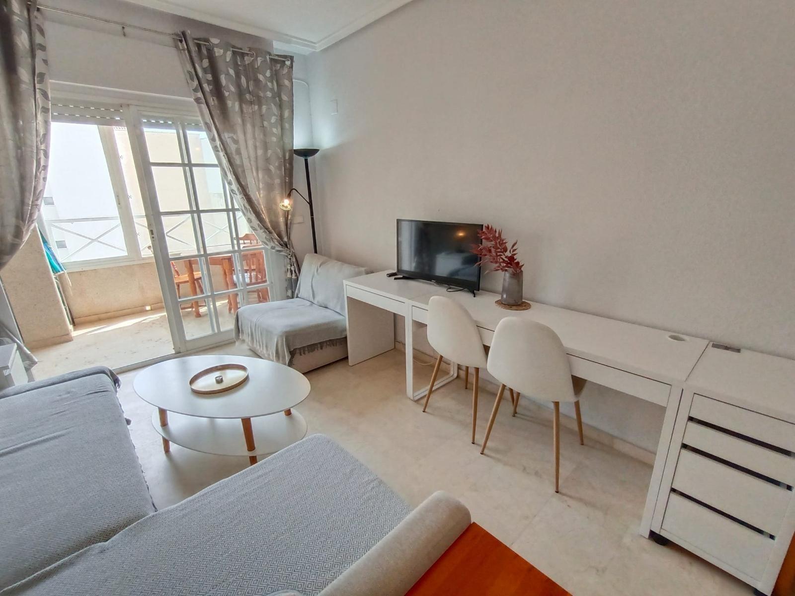 Studio apartment 100 meters from the sea in Torrevieja (Playa de Los Locos)
