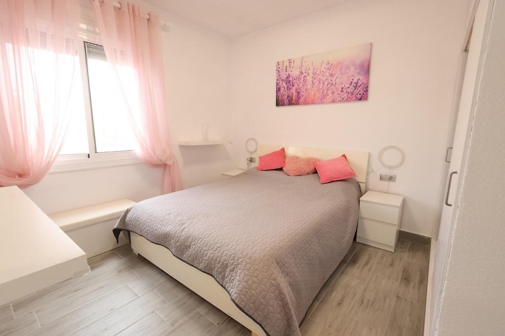 Top-floor bungalow with private pool and solarium, Orihuela Costa