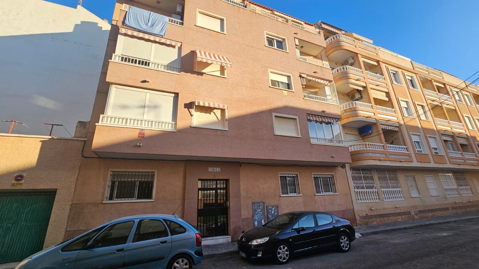 Apartment in Torrevieja — 250 m from Los Locos beach