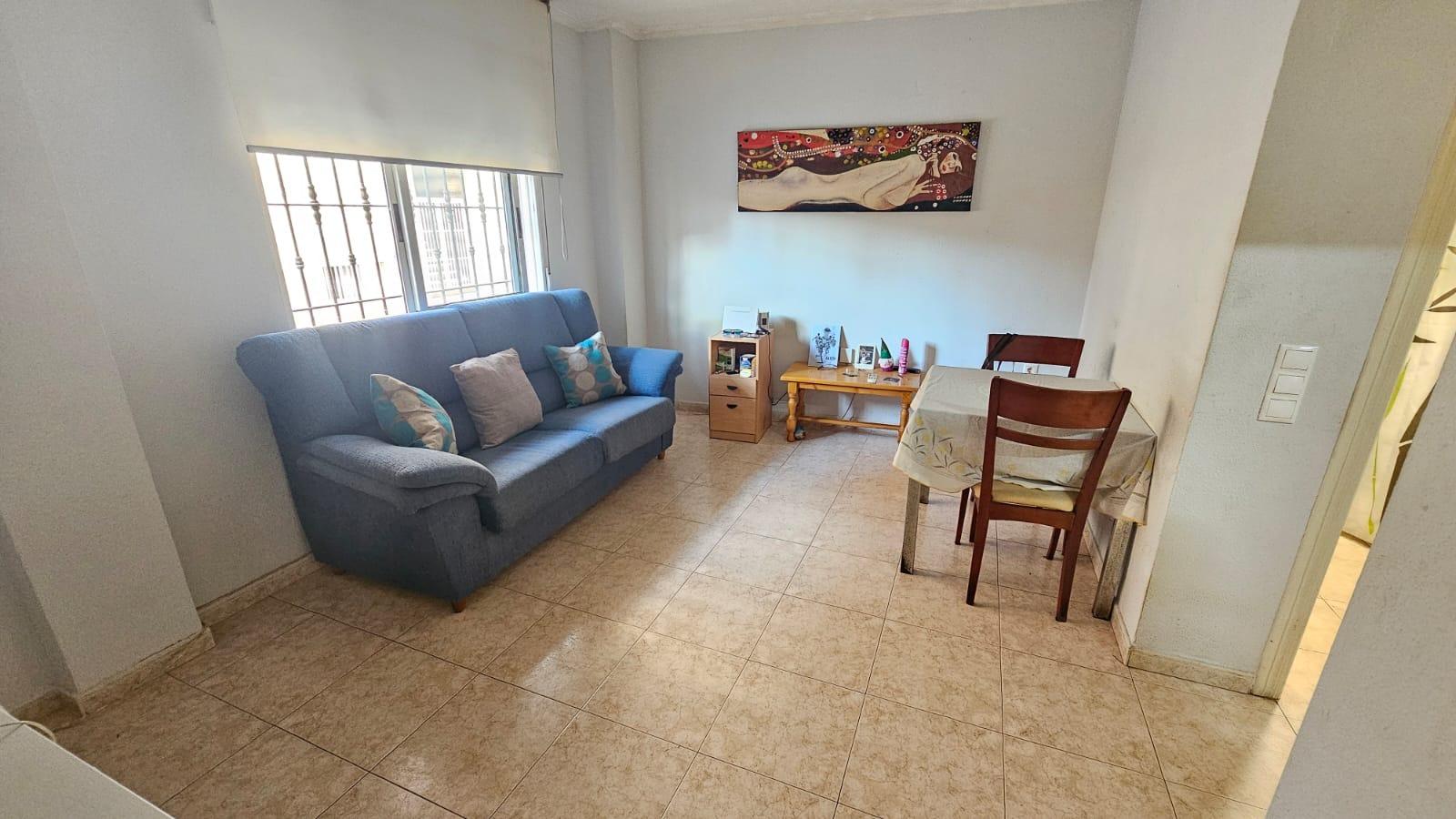 Apartment in Torrevieja — 250 m from Los Locos beach