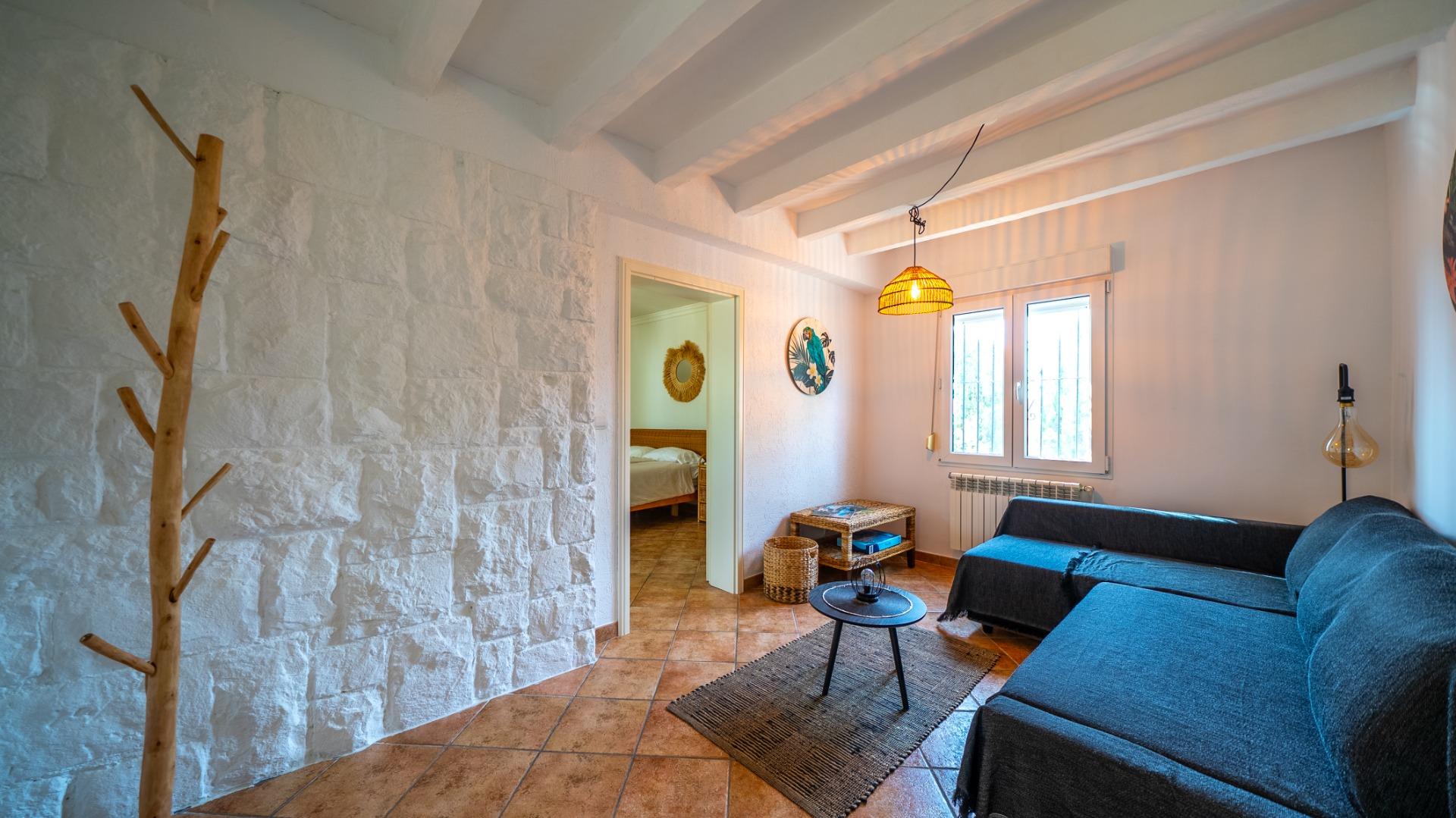 Villa with sea views and private pool in El Campello