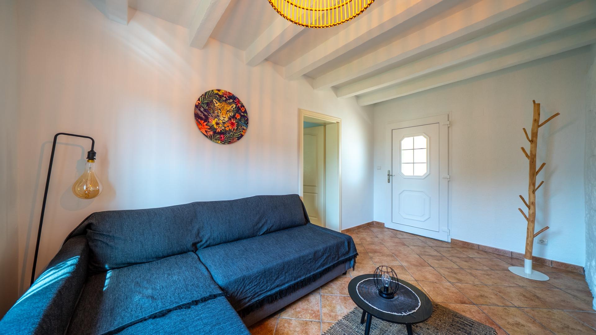 Villa with sea views and private pool in El Campello