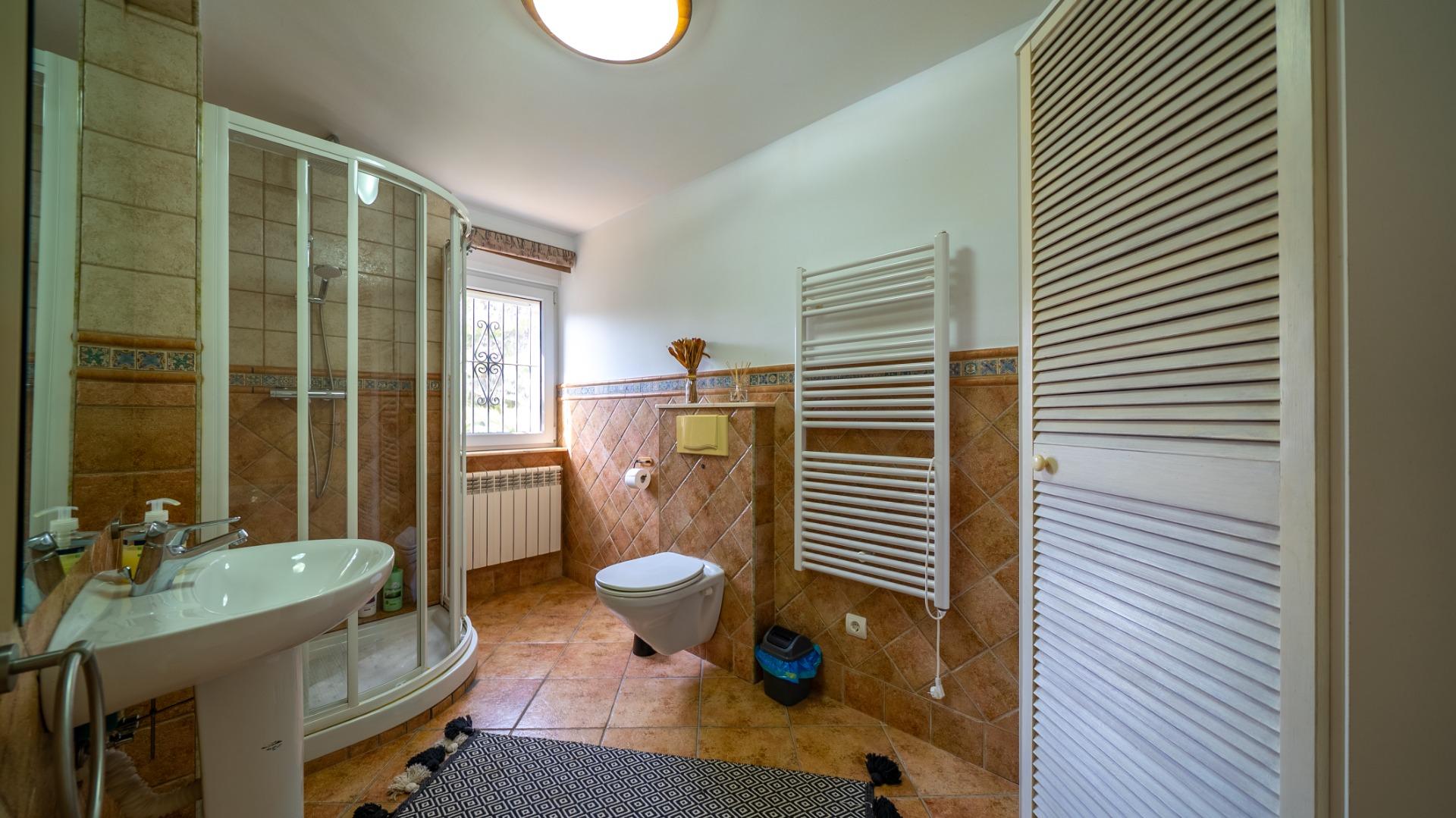 Villa with sea views and private pool in El Campello