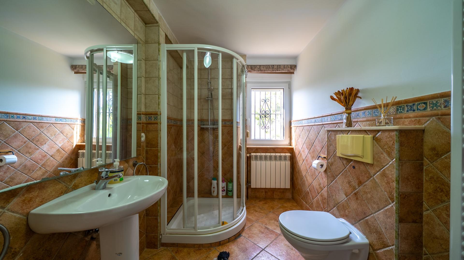 Villa with sea views and private pool in El Campello