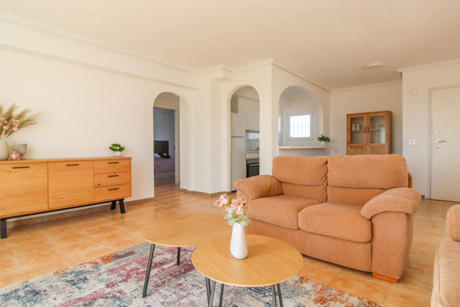 Светлый пентхаус в Punta Prima — 2 спальни, 2 ванные, 97 m², террасы с видом — 247.000€
