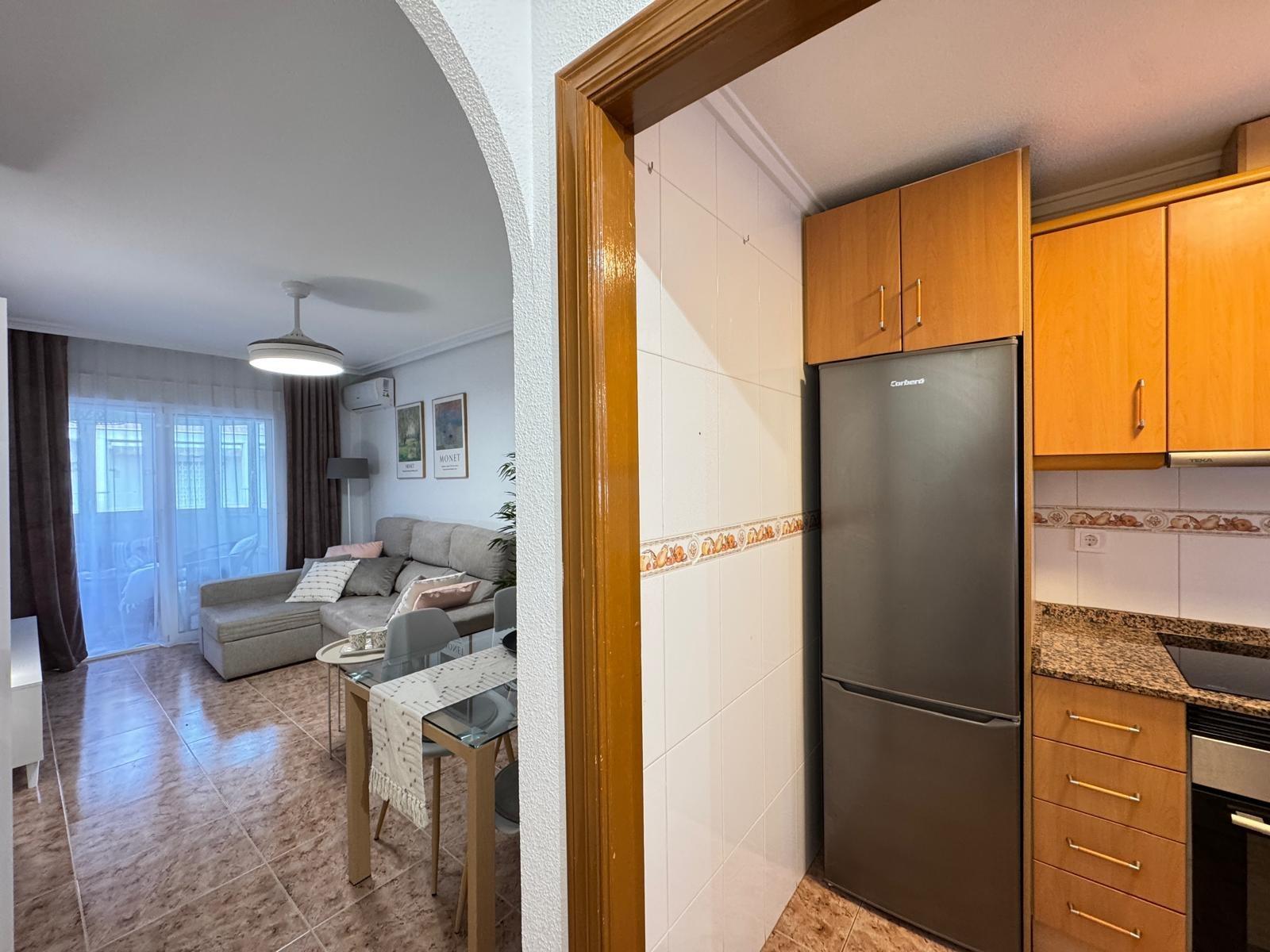 Renovated penthouse with garage in Torrevieja 800 m to the beach