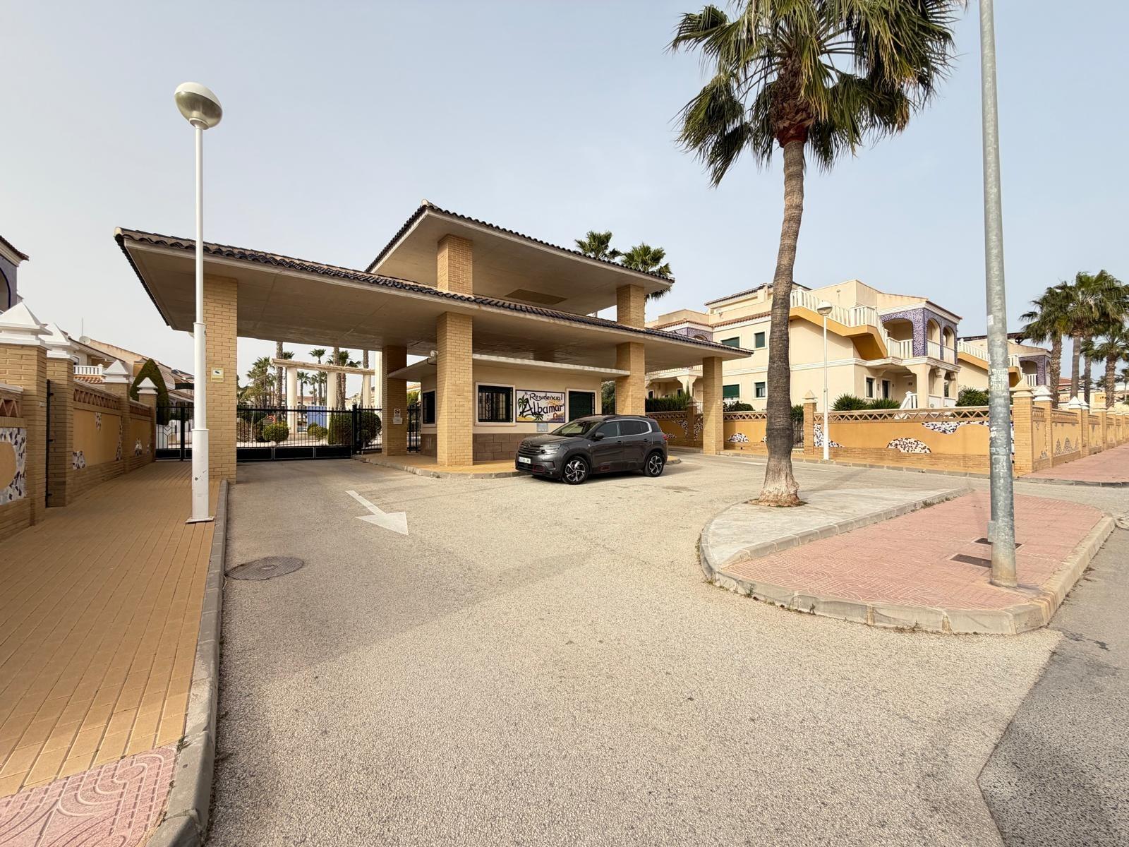 Ground floor bungalow in Rojales with 90 m² plot