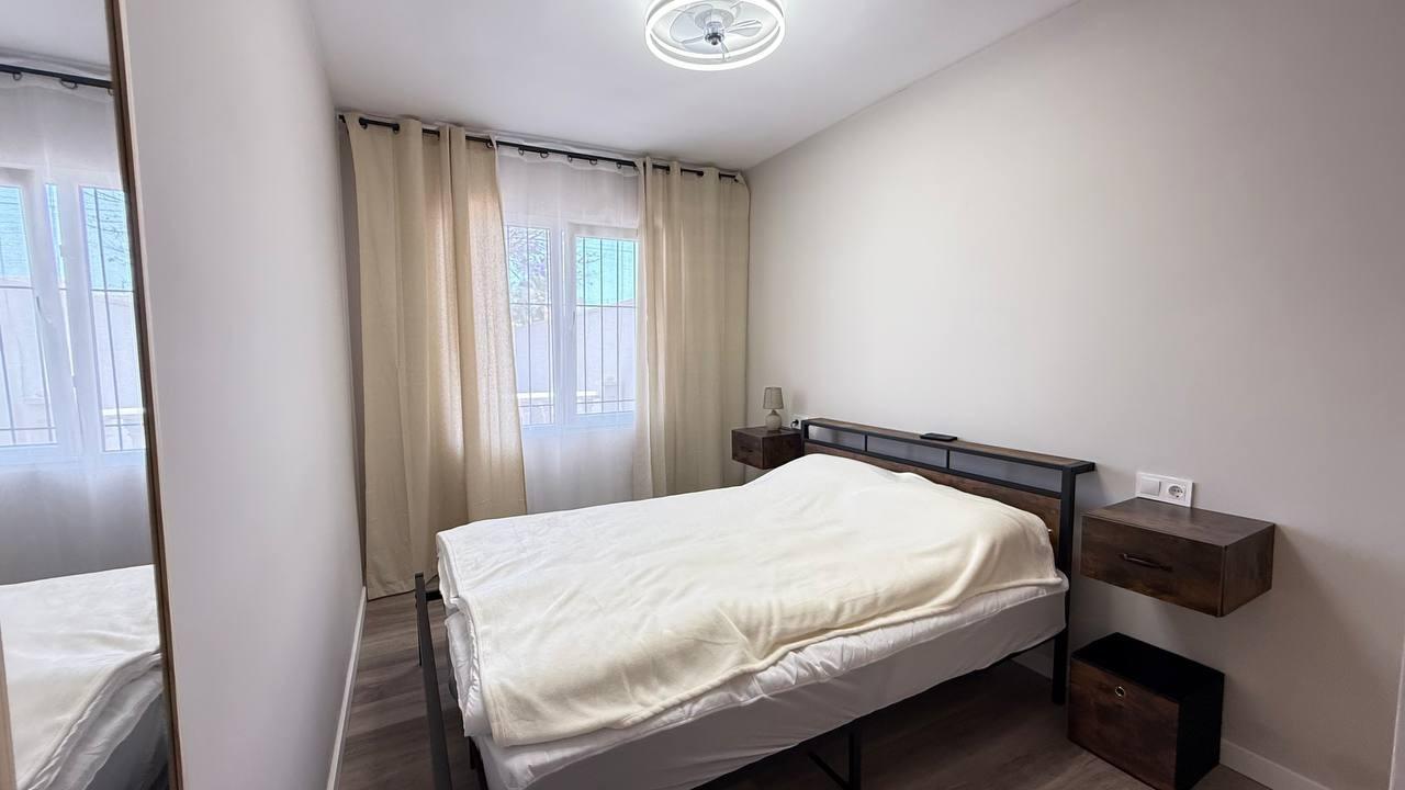 Renovated ground-floor bungalow in Cabo Roig — 800 m to the beach