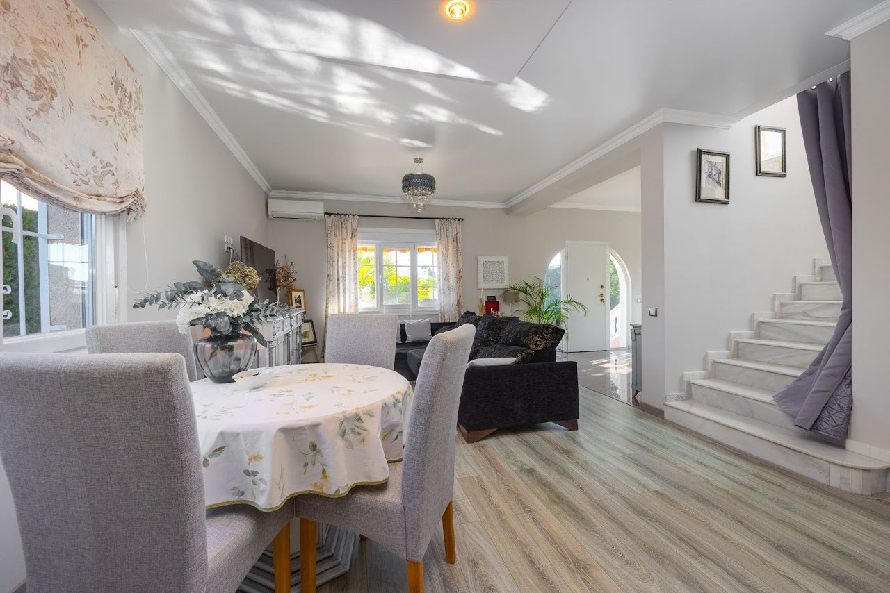 Сдаётся в аренду вилла с приватным бассейном и садом в Ciudad Quesada