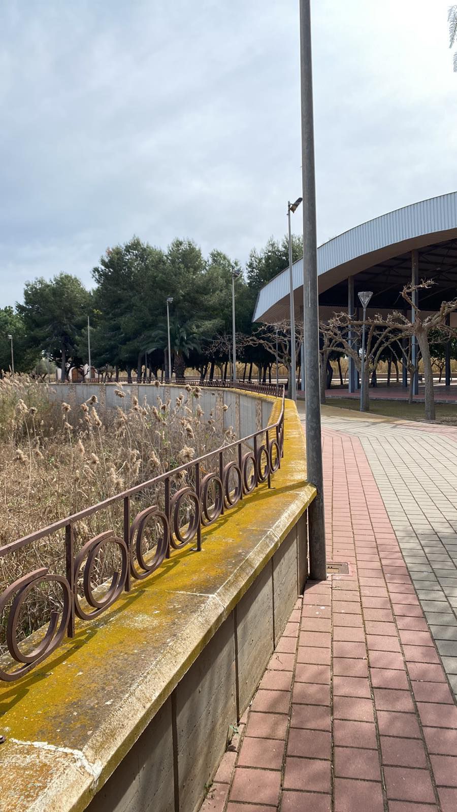 Long-Term Rental: Apartment with Parking and Pool in Formentera del Segura