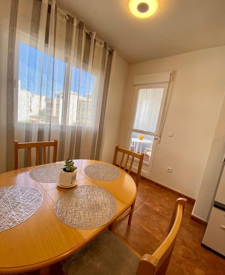 Long-Term Rental: Apartment with Parking and Pool in Formentera del Segura