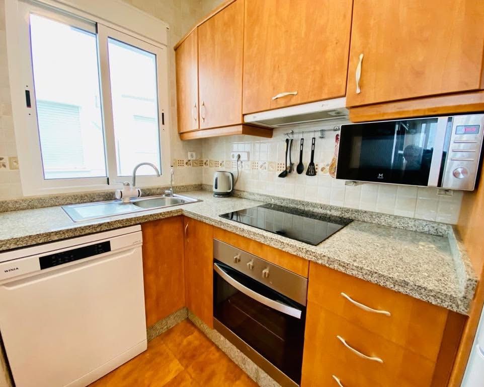 Long-Term Rental: Apartment with Parking and Pool in Formentera del Segura