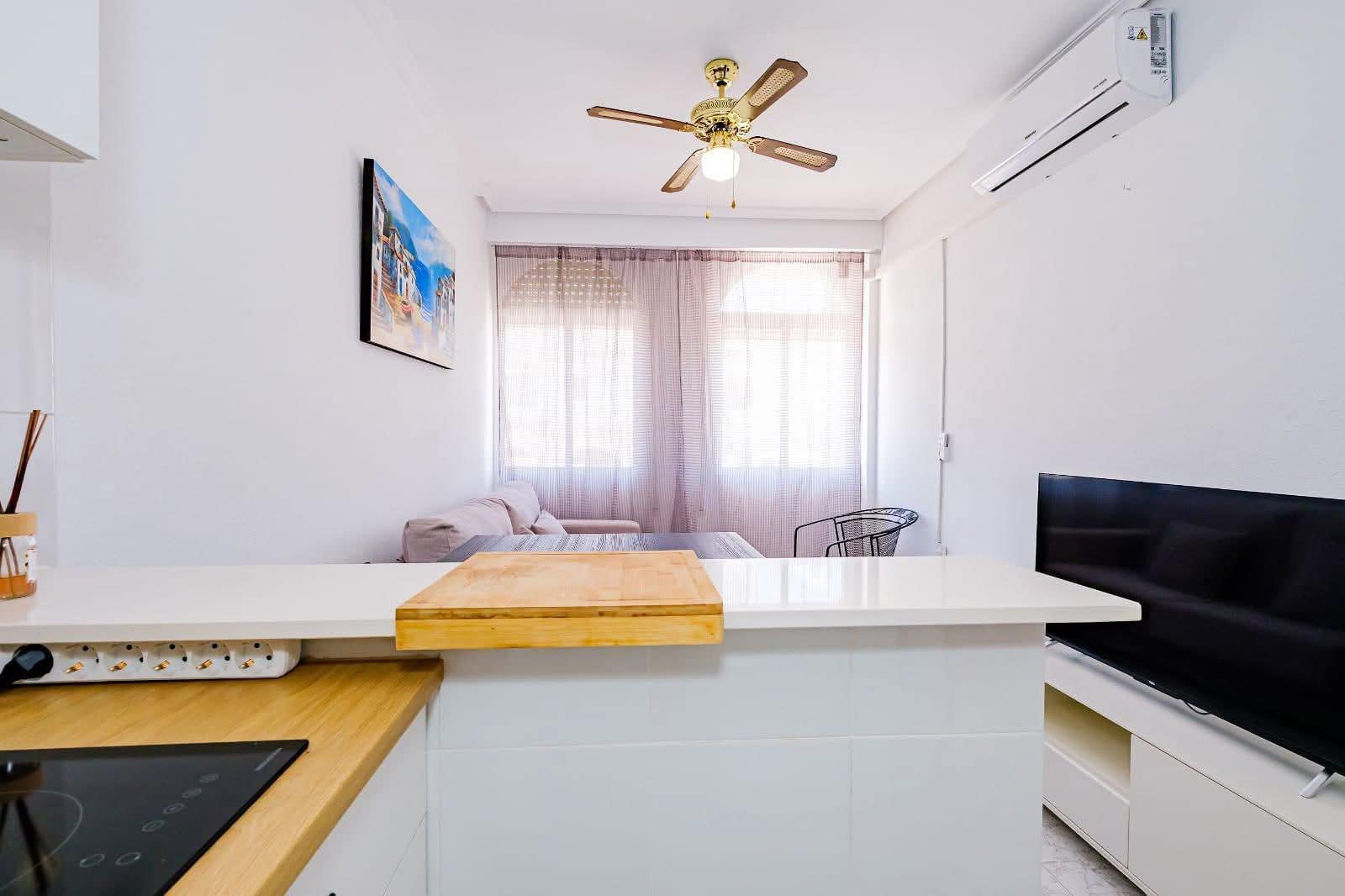 Apartment for Sale in Torrevieja, 300 meters from the sea