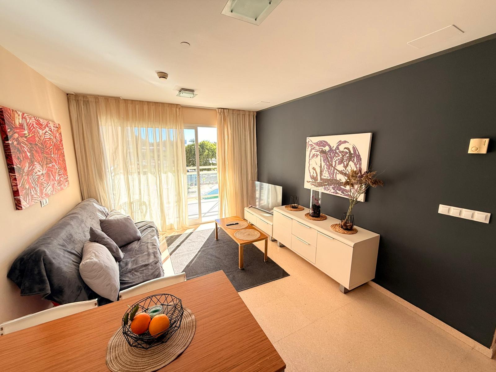 Apartment in Guardamar, Sun Beach building — with pool and parking